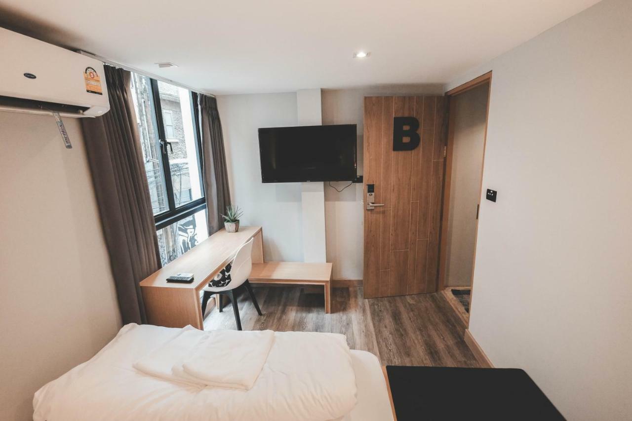 Stay Thapae Hostel Чиангмай Экстерьер фото