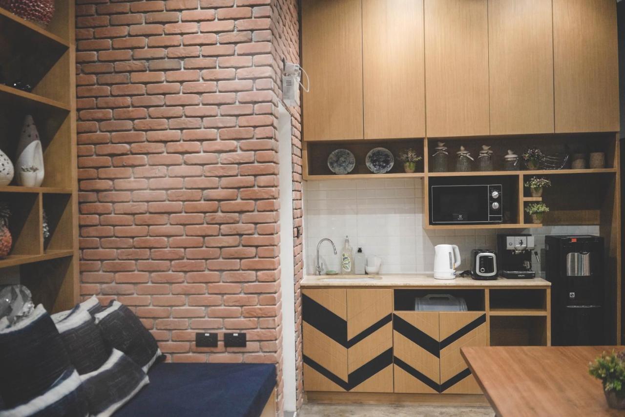 Stay Thapae Hostel Чиангмай Экстерьер фото